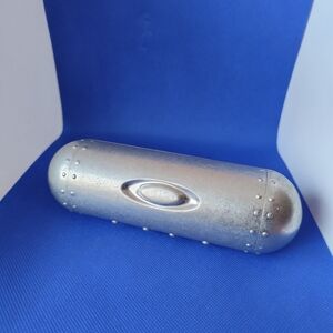 Vtg Oakley Metal Torpedo Vault Sunglasses/Eyeglasses Case